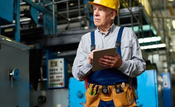 Número de trabalhadores brasileiros com 70 anos ou mais cresce mais de 20% em 12 meses. 